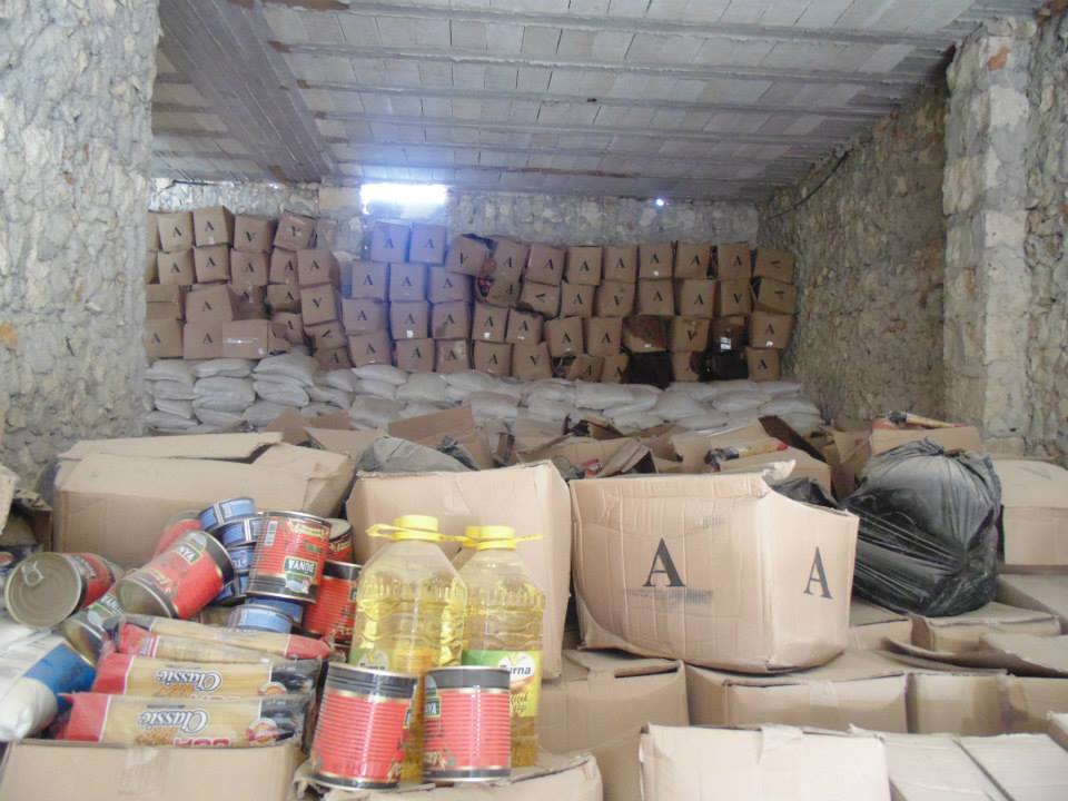 Distribution of food and health baskets, shelter kits in Sinjar, Idleb