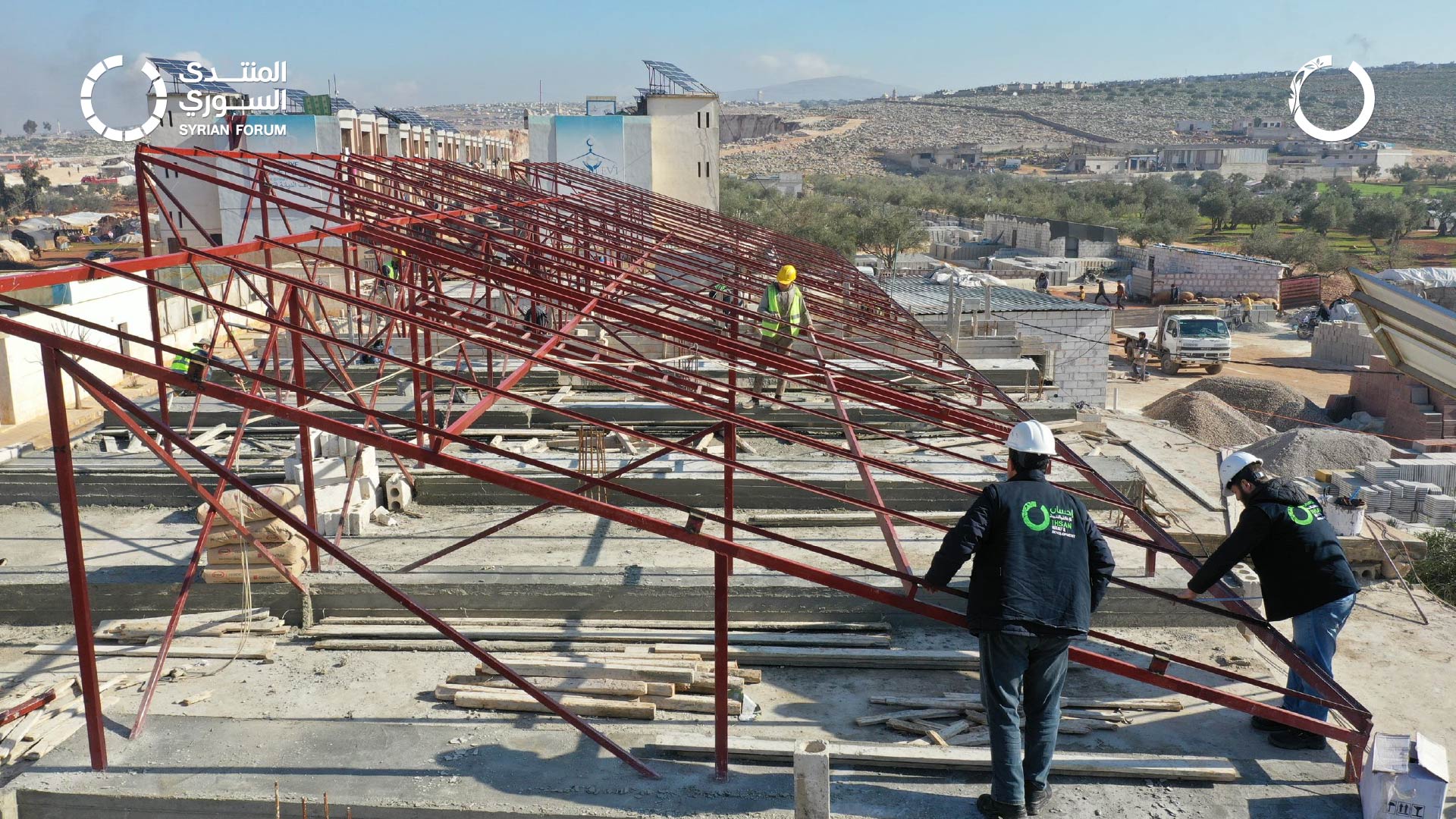 تركيب منظومة طاقة شمسية في بيت السلام بريف إدلب الشمالي